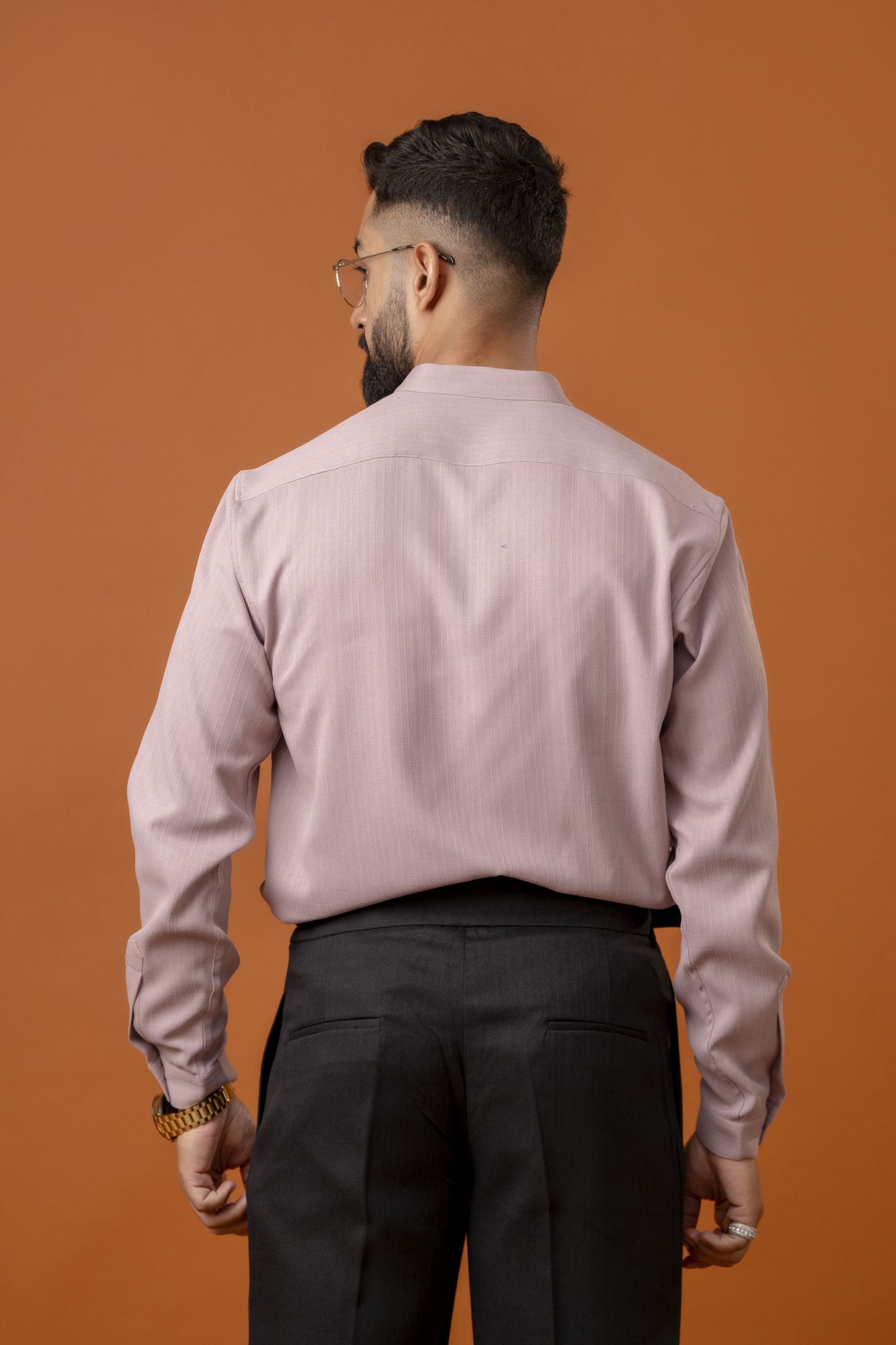 Mandarin Malai Linen Shirt In Pastel Pink