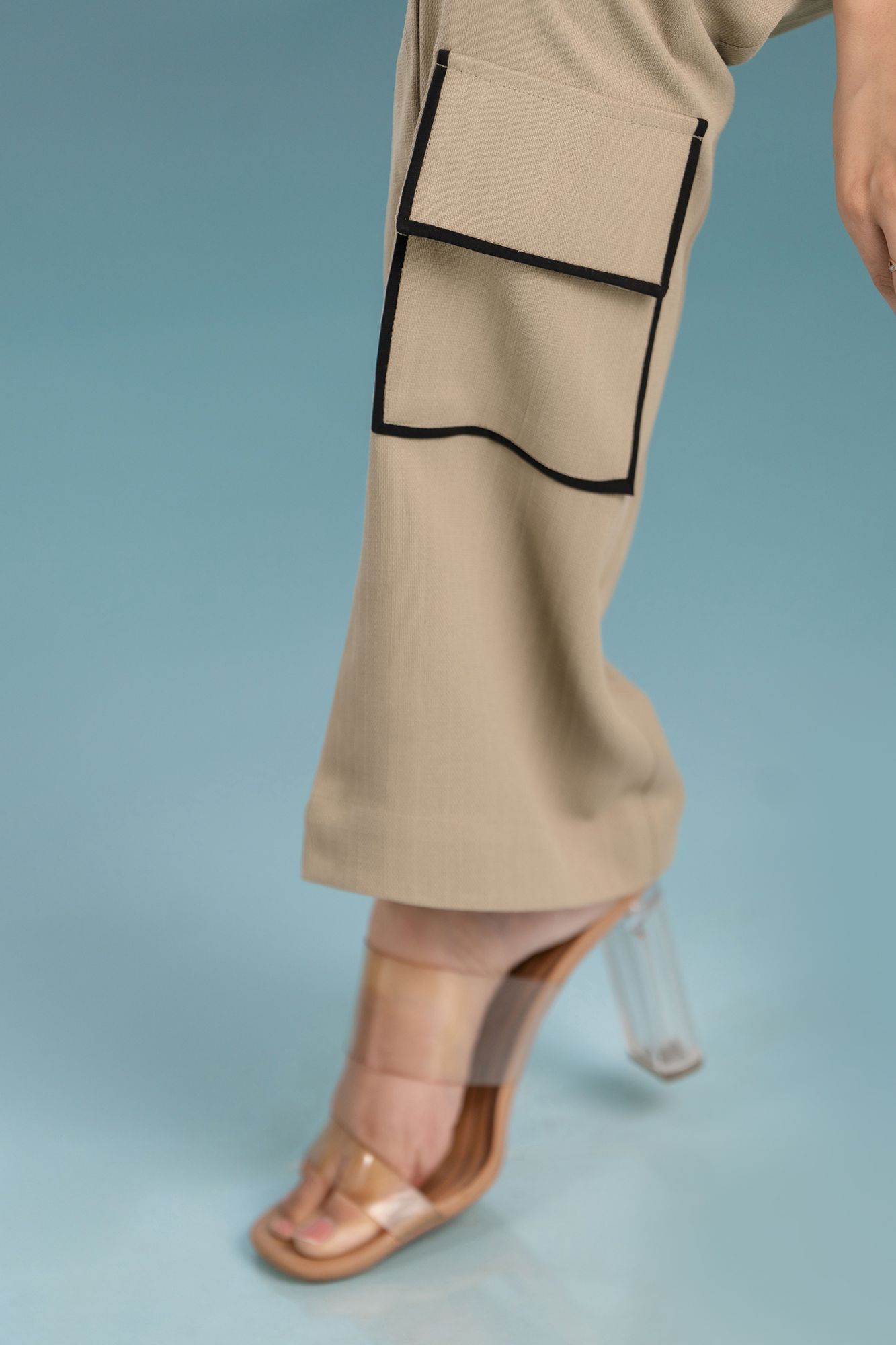 Beige Black Pockets Pants