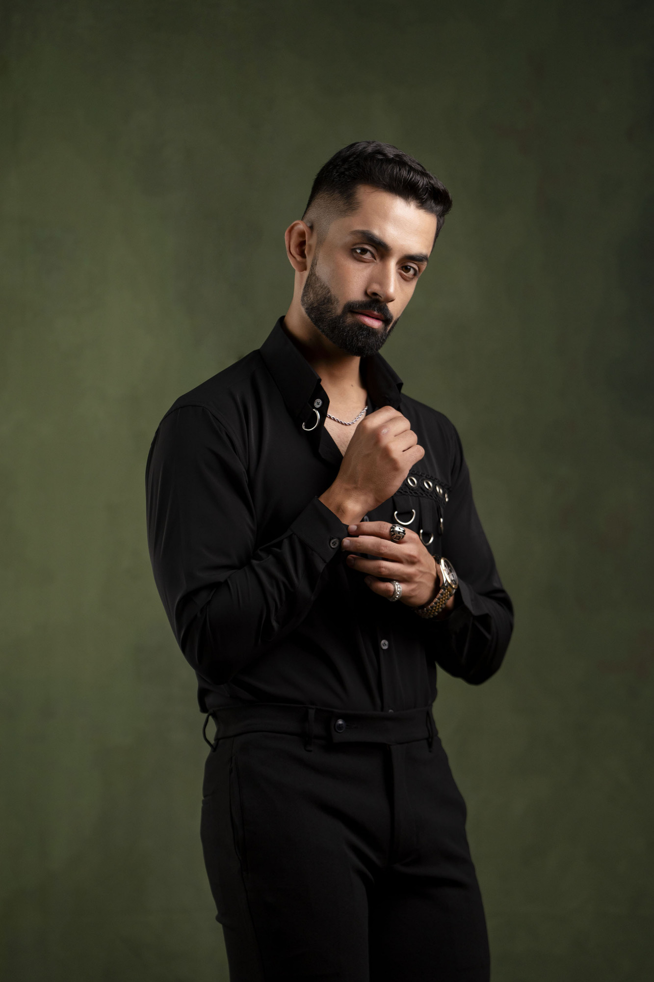 D-Buckle Motif Shirt In Black