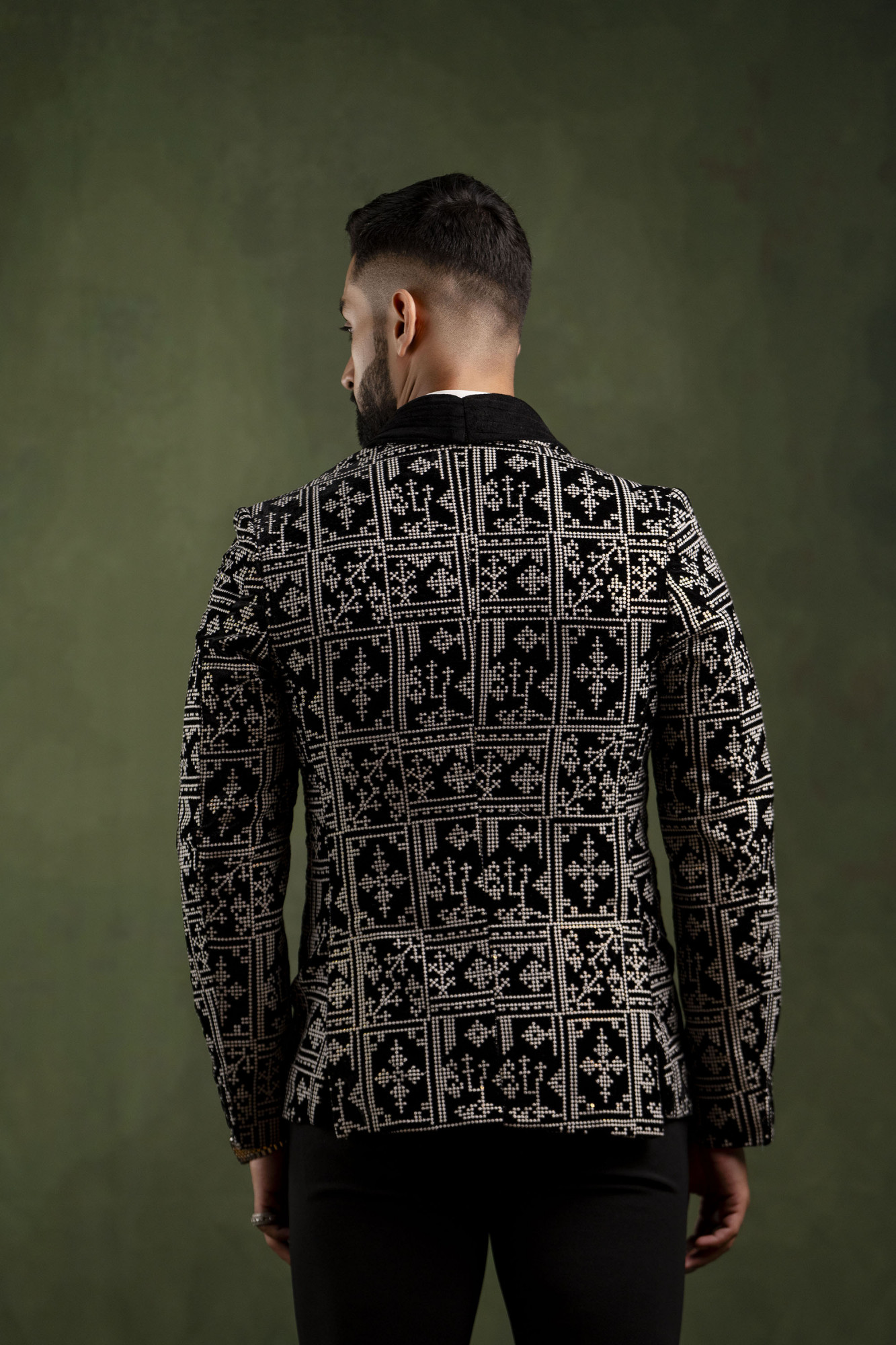 Domino Tuxedo Blazer In Black