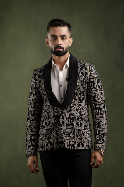 Domino Tuxedo Blazer In Black