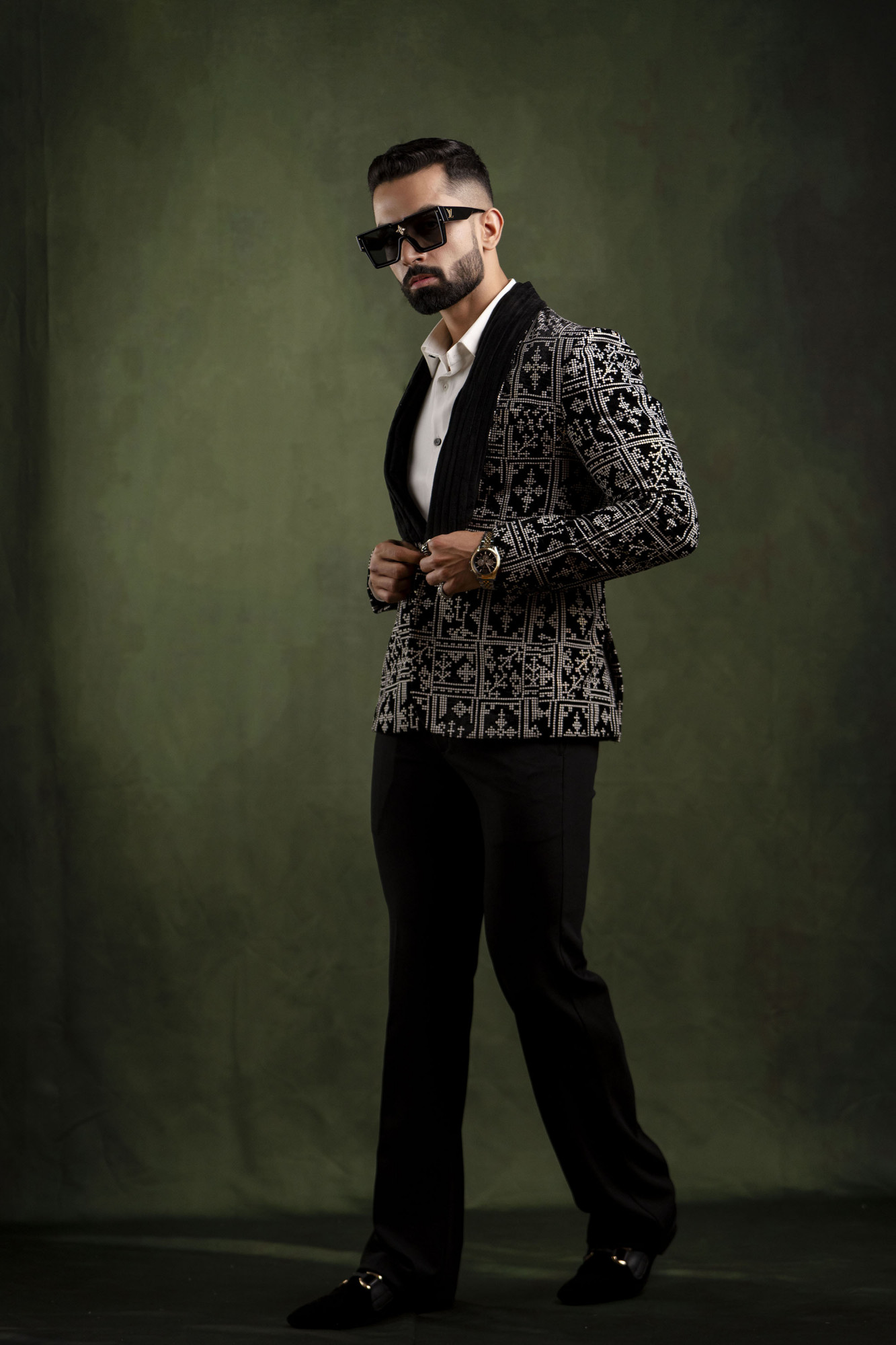 Domino Tuxedo Blazer In Black