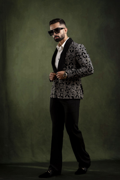 Domino Tuxedo Blazer In Black