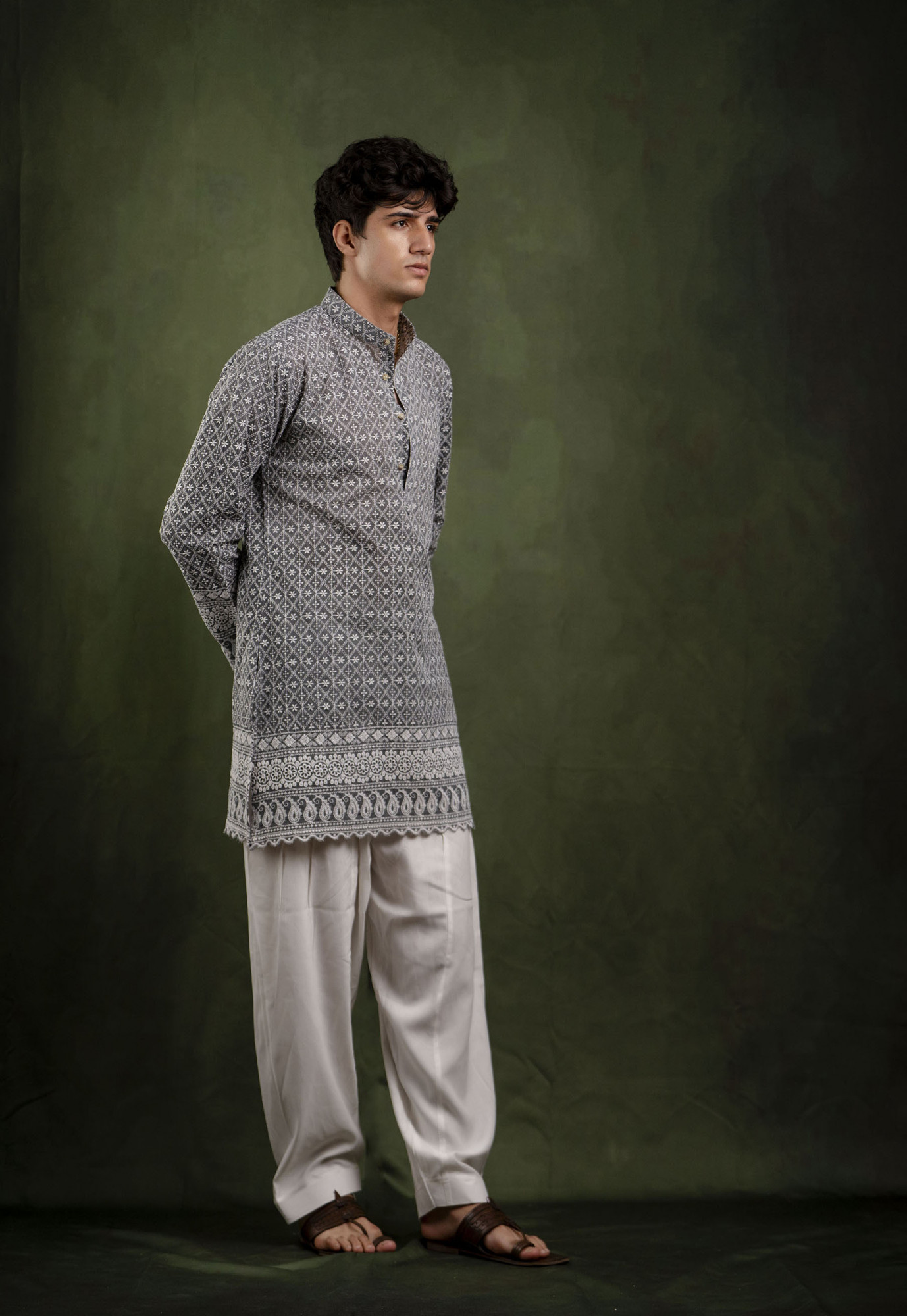 Embroidered Kurta In Gery