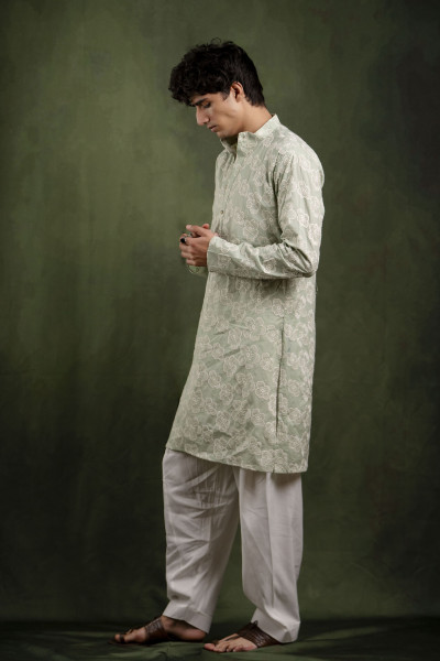 Flower Embroidered Kurta In Off Green