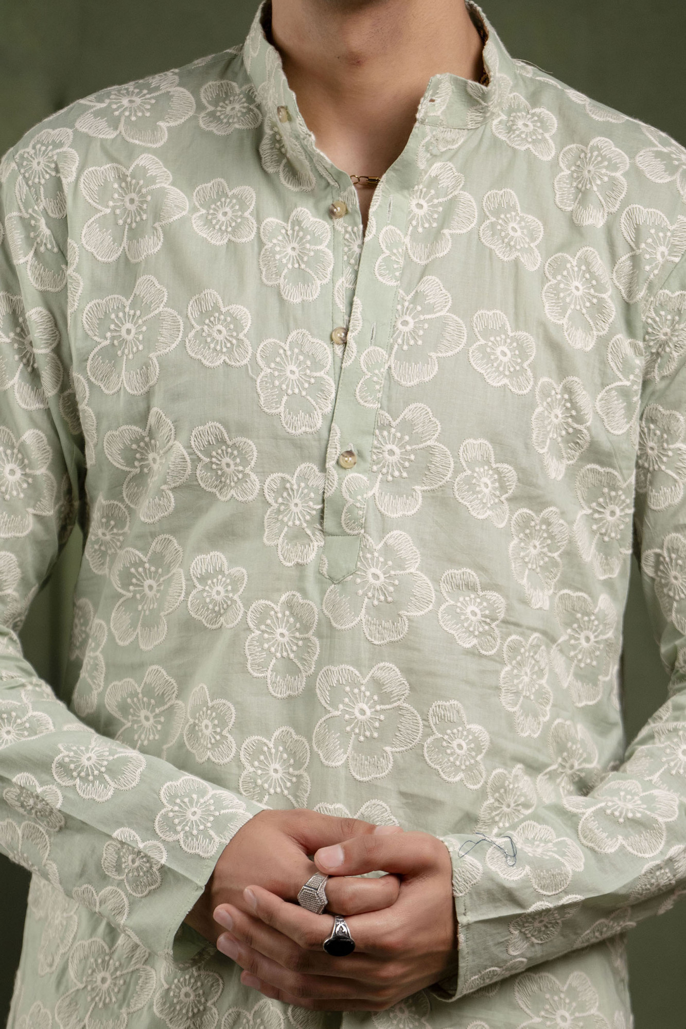 Flower Embroidered Kurta In Off Green
