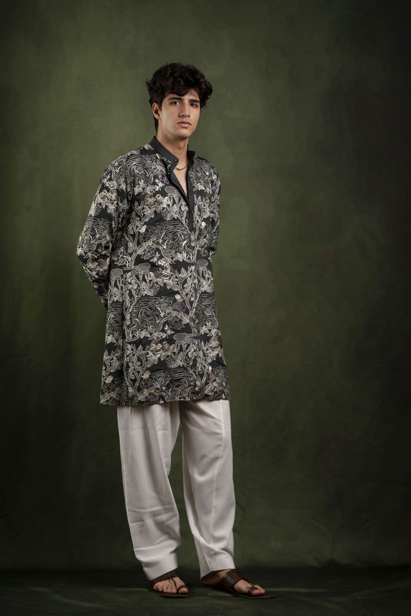 Foil Embroidered Kurta In Charcoal Grey