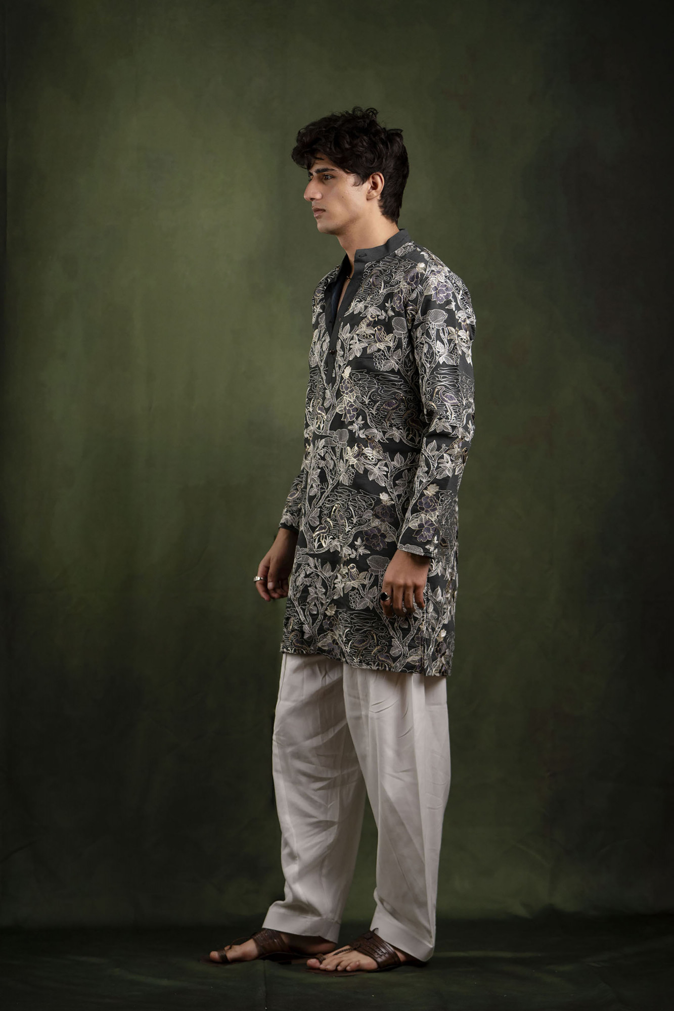 Foil Embroidered Kurta In Charcoal Grey