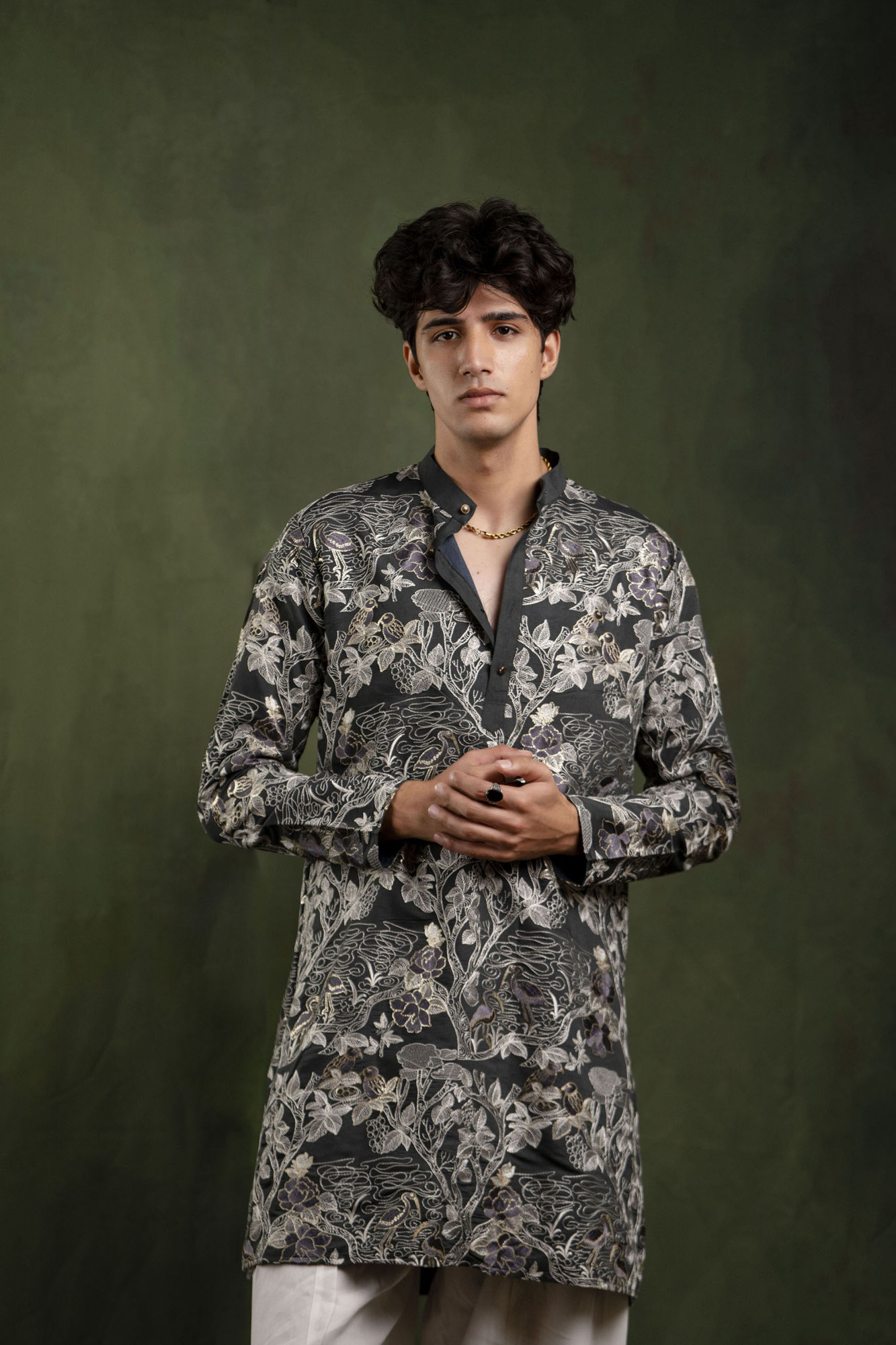 Foil Embroidered Kurta In Charcoal Grey