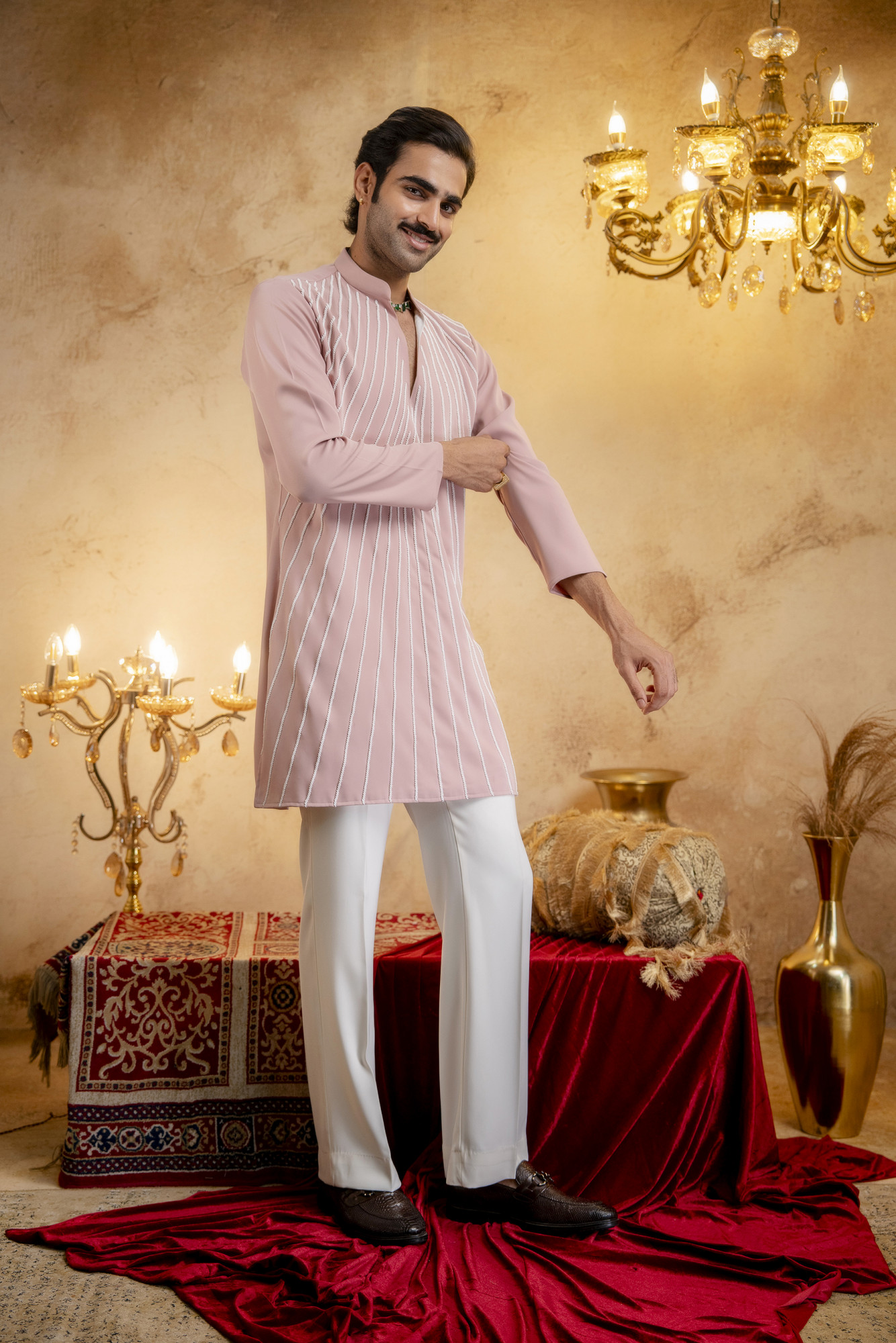 Pearl Embellished Kurta In Pink
