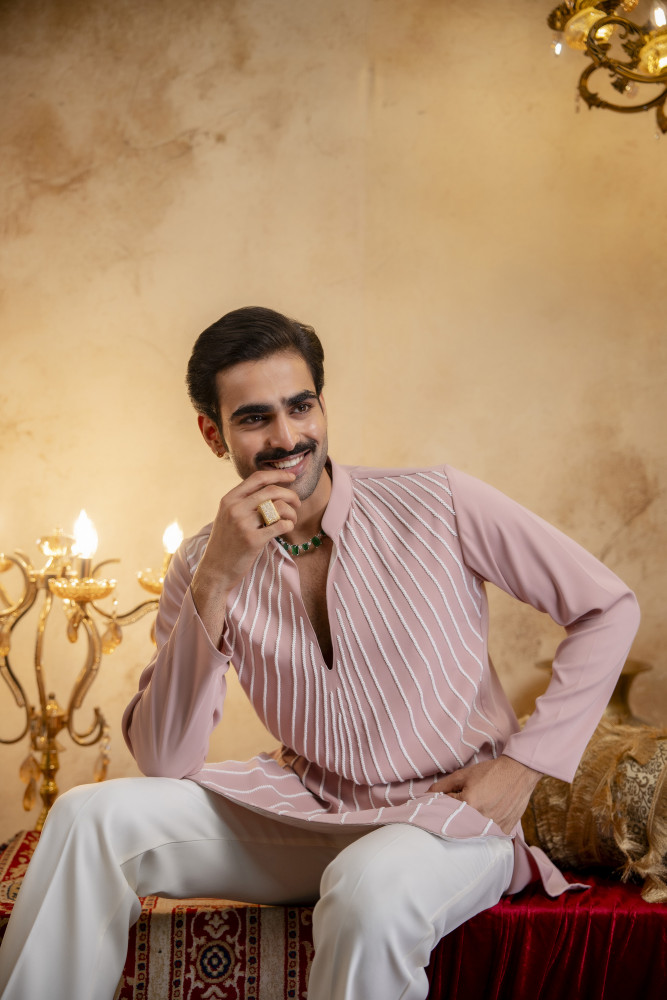 Image of Pearl Embellished Kurta In Pink