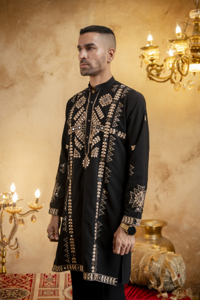 Threaded Mirror Work Kurta In Black
