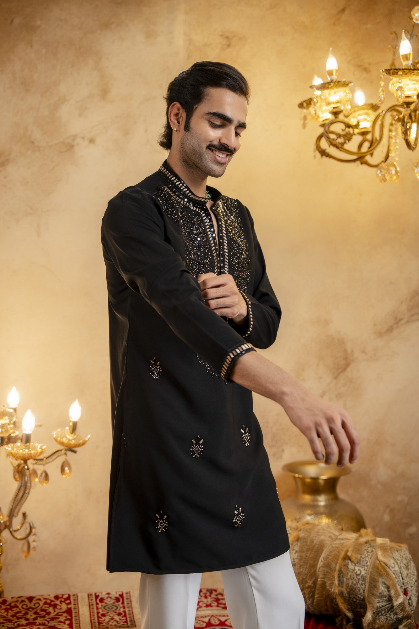 Cutdana Embroidered Kurta In Black