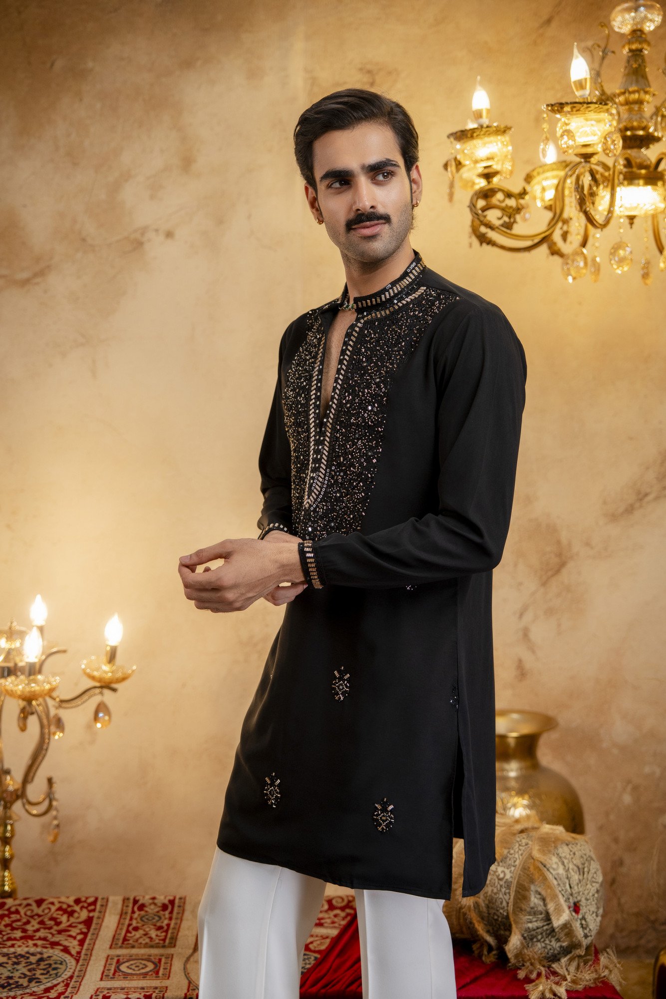 Cutdana Embroidered Kurta In Black
