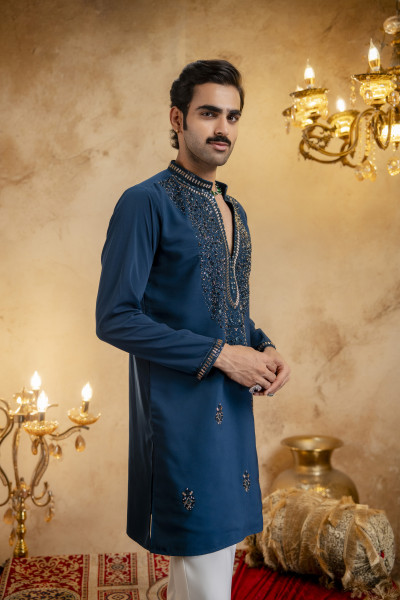 Cutdana Embroidered Kurta In Teal