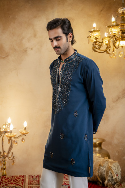 Cutdana Embroidered Kurta In Teal