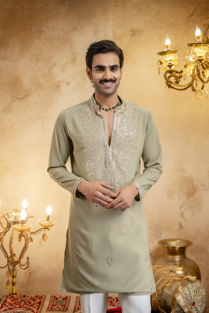 Image of Cutdana Embroidered Kurta In Pistachio