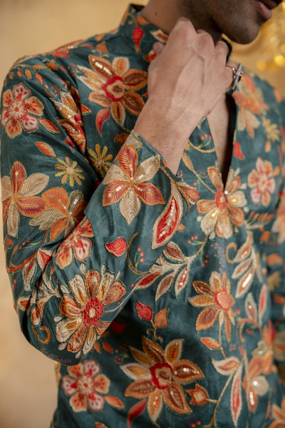 Foil Emboss Printed Kurta In Green