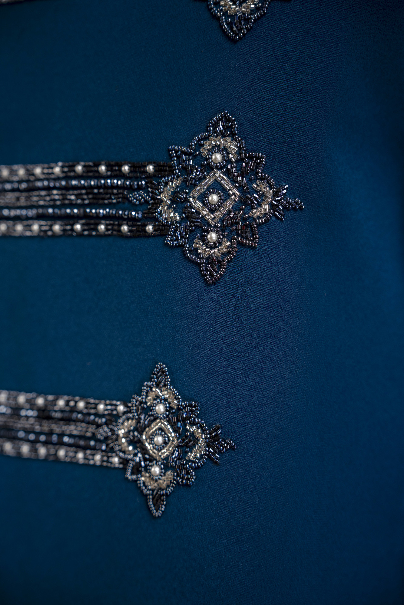 Stone Embroidered Jodhpuri In Teal