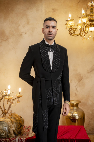 Stone Embroidered Belted Blazer In Zed Black