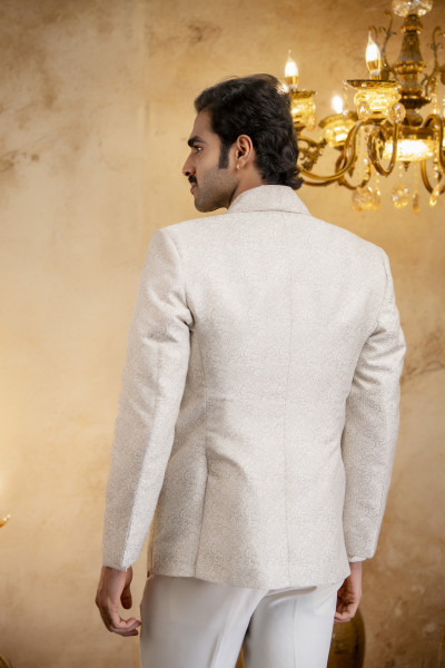 Wave Lapelled Double Breasted Blazer In Jacquard