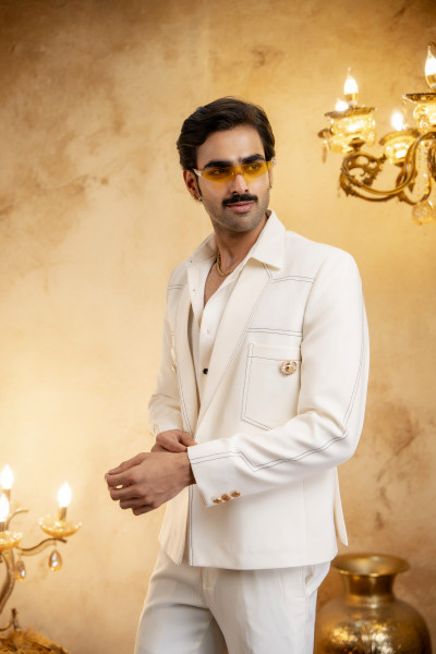Threaded Open Blazer In Off-White