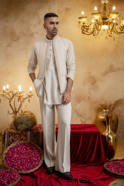 Threaded Open Half Jacket In Off White Linen