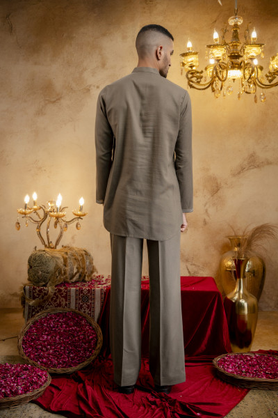Threaded Linen Short Kurta In Olive