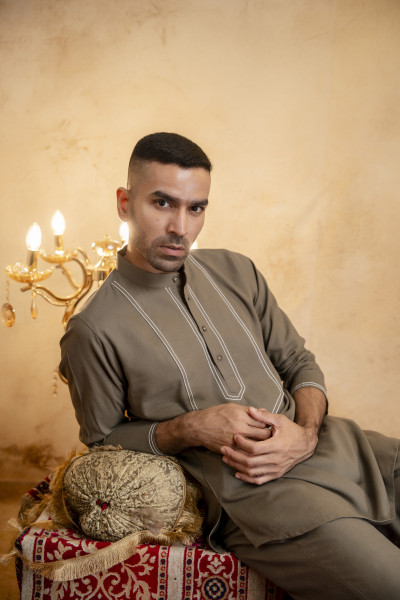 Threaded Linen Short Kurta In Olive