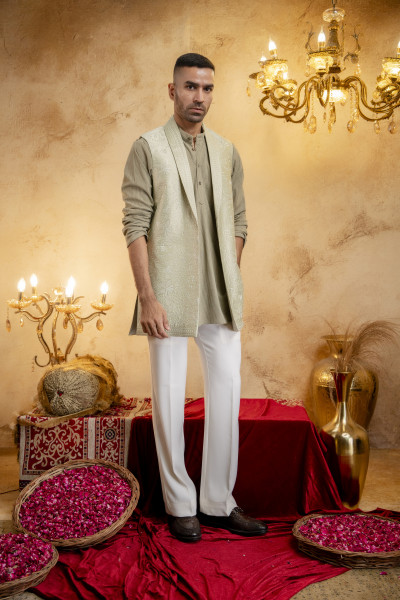 Lapelled Long Half Jacket In Off-Green