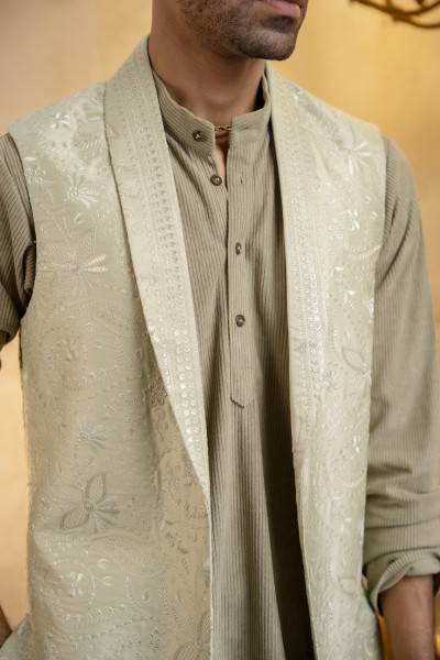 Lapelled Long Half Jacket In Off-Green