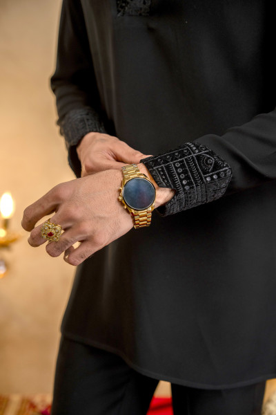 Zed Black Laced Cut Neck Kurta