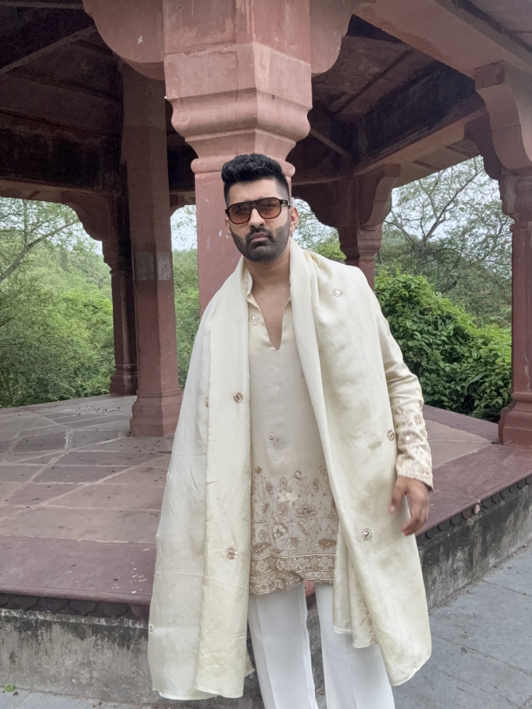 Image of Stone Embroidered Kurta Dupatta In Organza