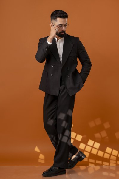 Italian Linen Blazer In Black