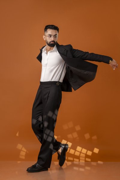 Italian Linen Blazer In Black