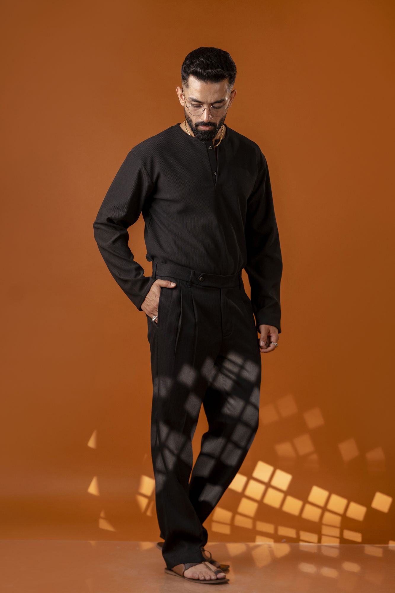 Malai Linen Korean Pants In Black