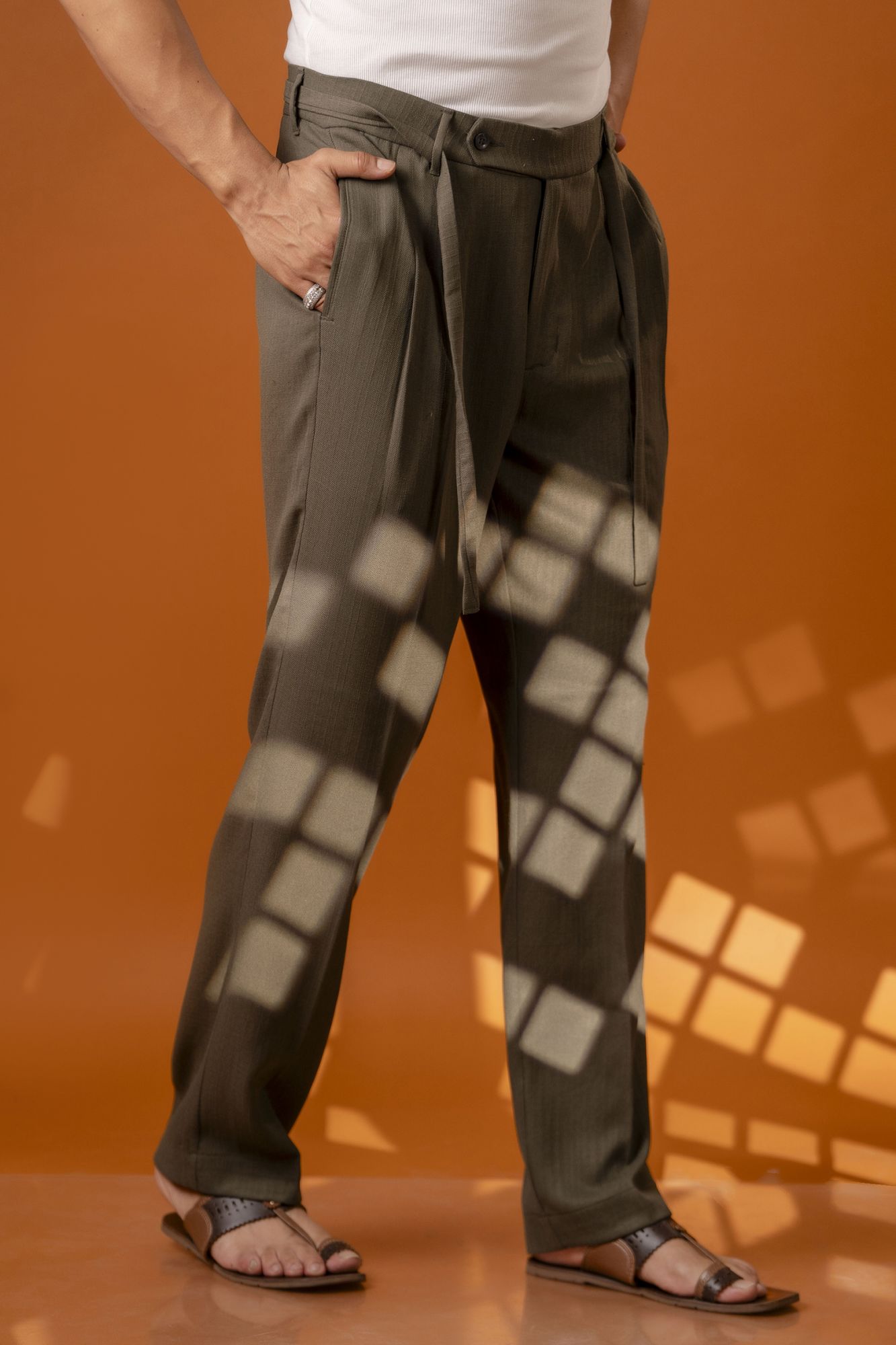 Malai Linen Korean Pants In Olive