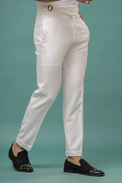 Tapered high Waist Pant In White