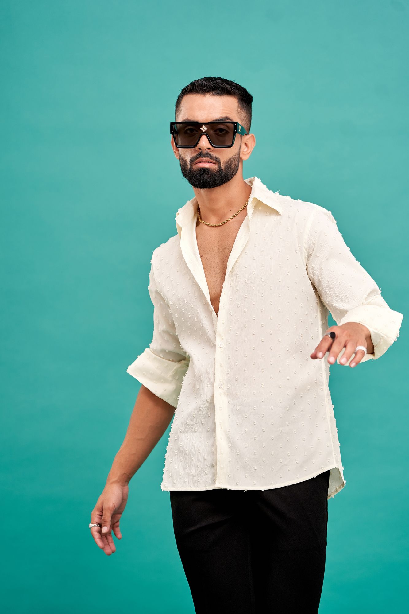 Dobby Textured Shirt In Off White