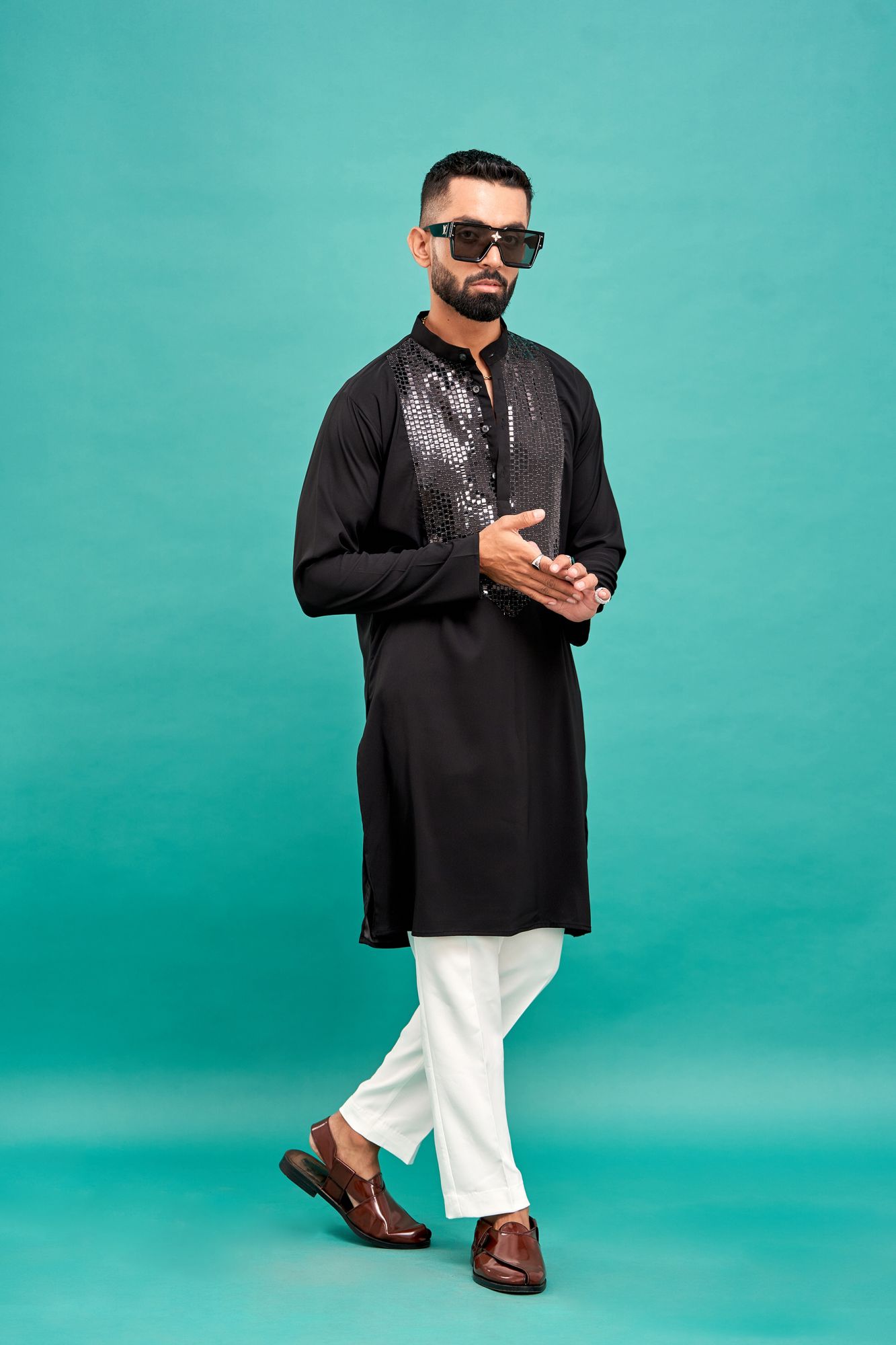 Disco Neck Work Kurta In Black