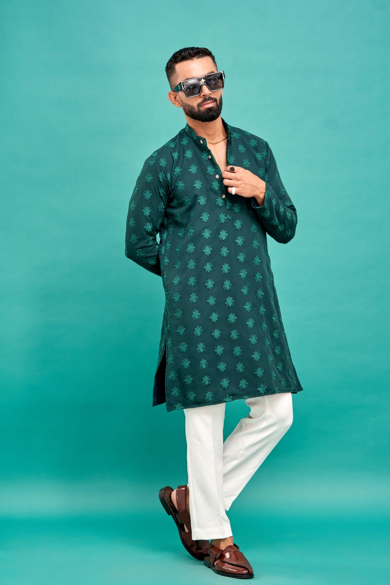Floral Chikankari Kurta In Green