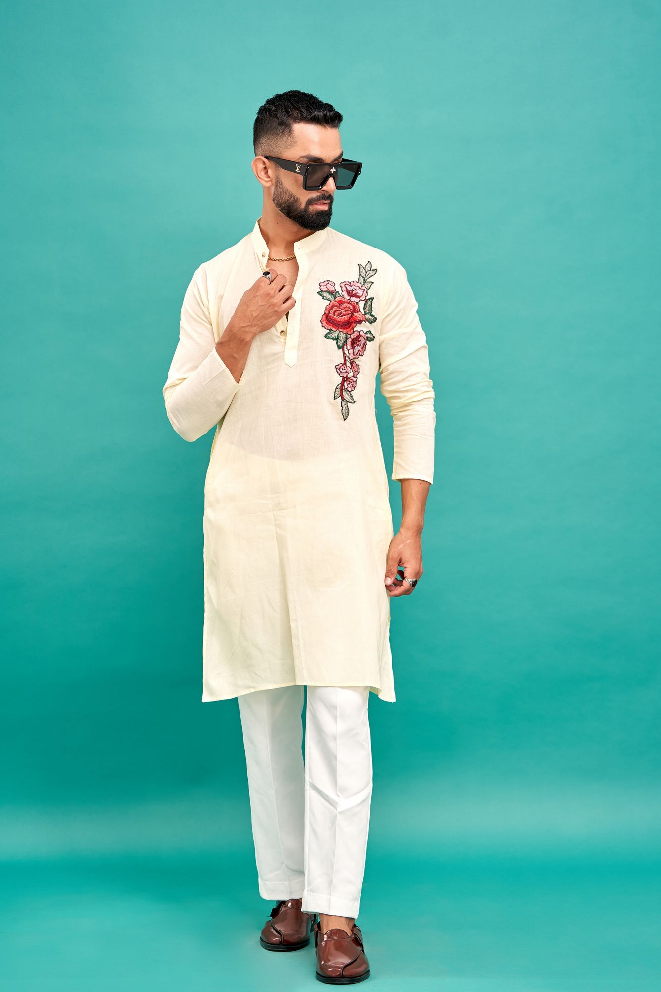 Flower Embroidery Kurta In Lemon