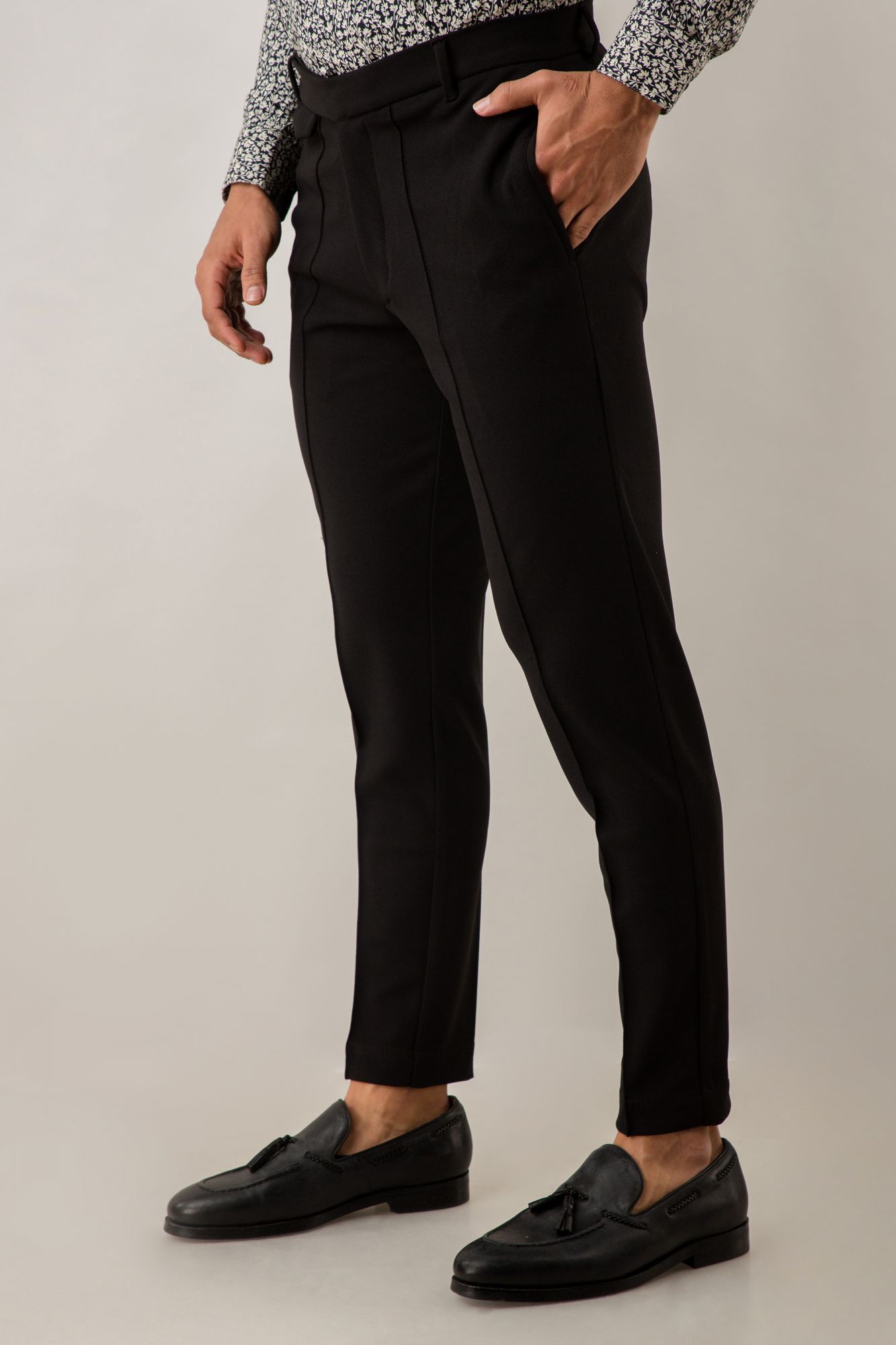Tapered Fit Black Pants