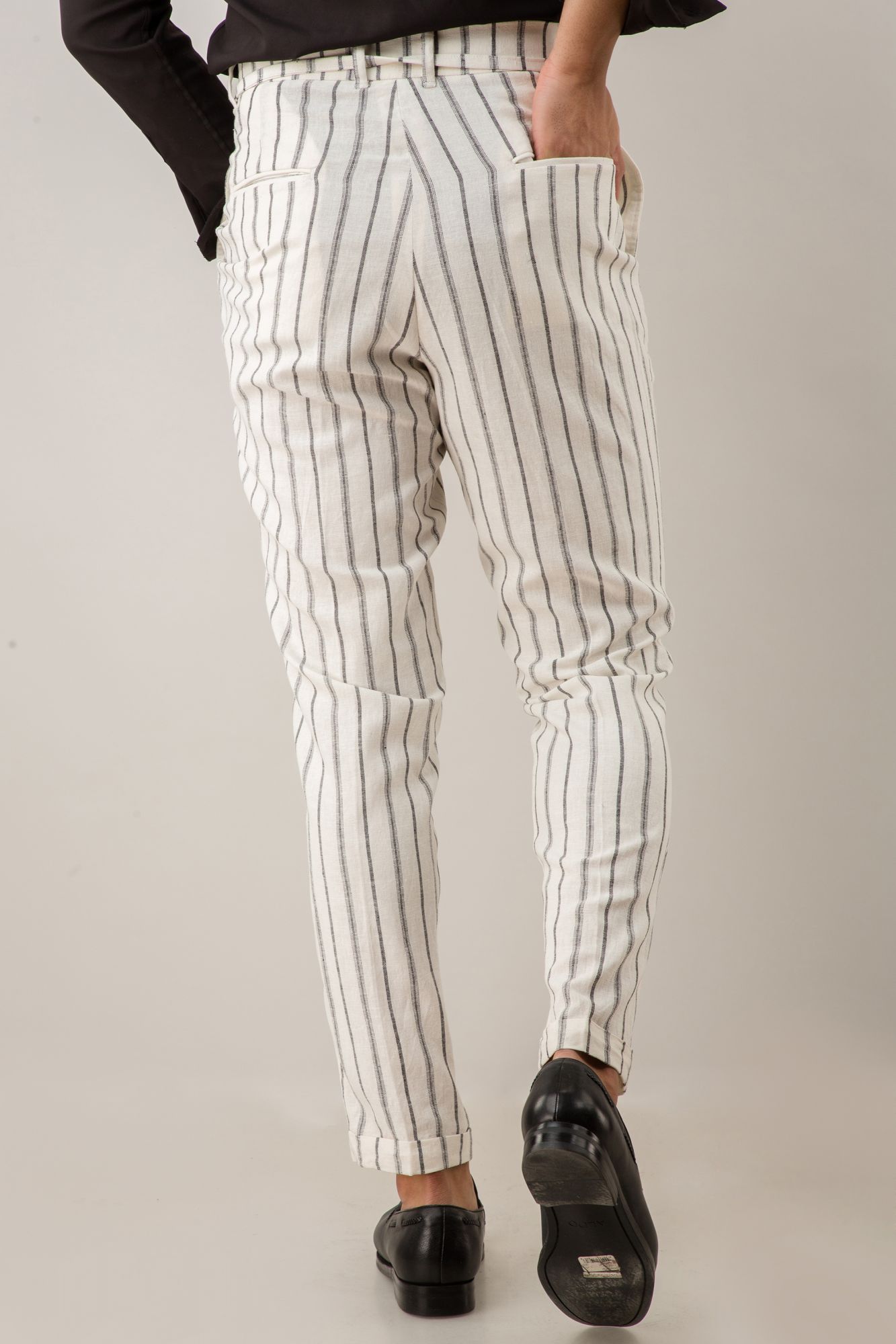 Pleated High-waist Pants
