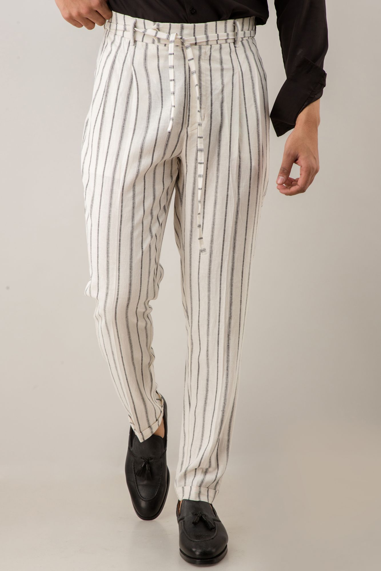 Pleated High-waist Pants