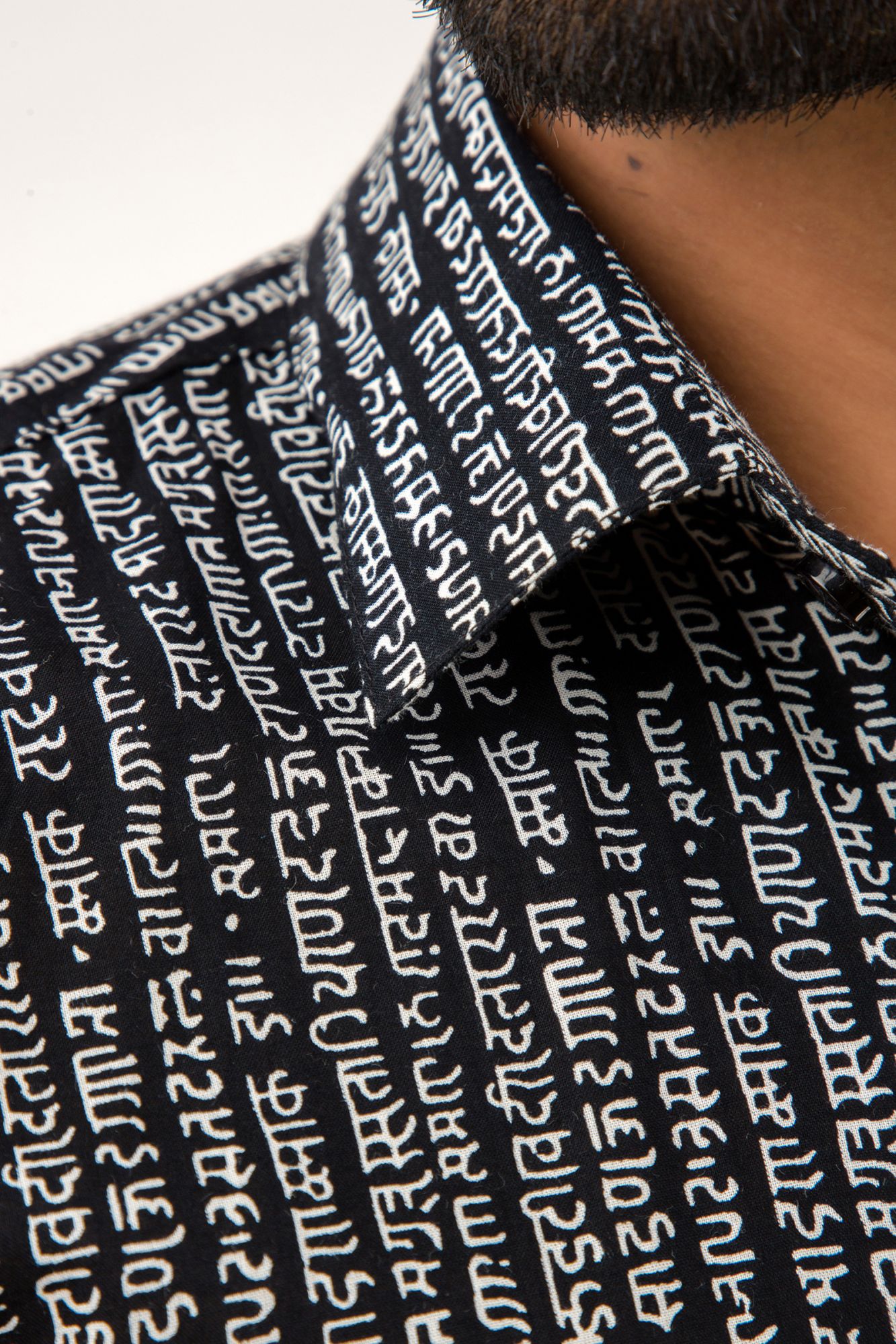 Mens Black n White Shirt