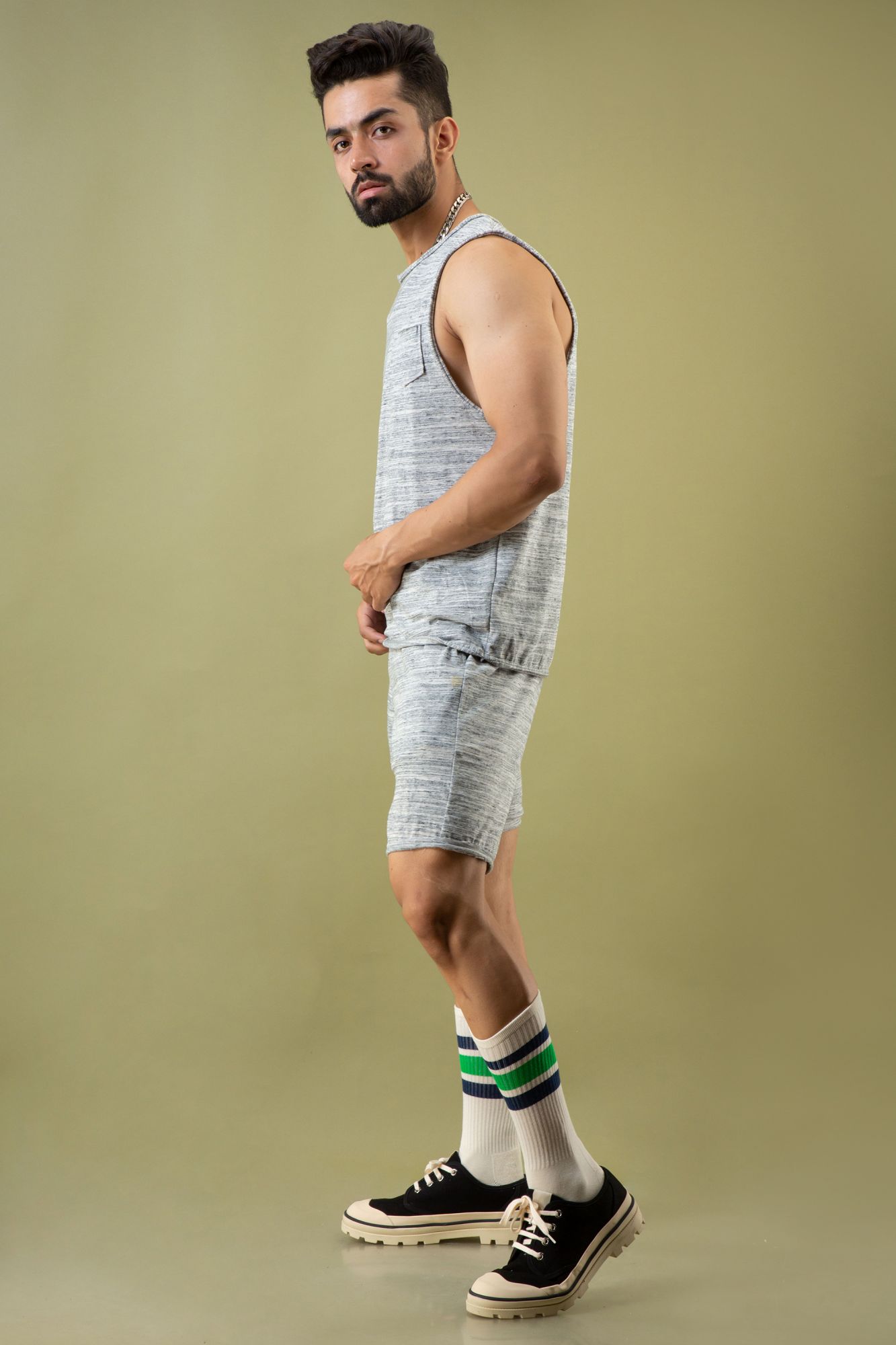 Shorts in Off Grey