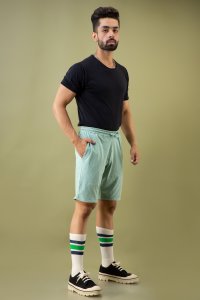Shorts In Off Green
