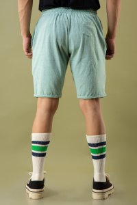 Shorts In Off Green