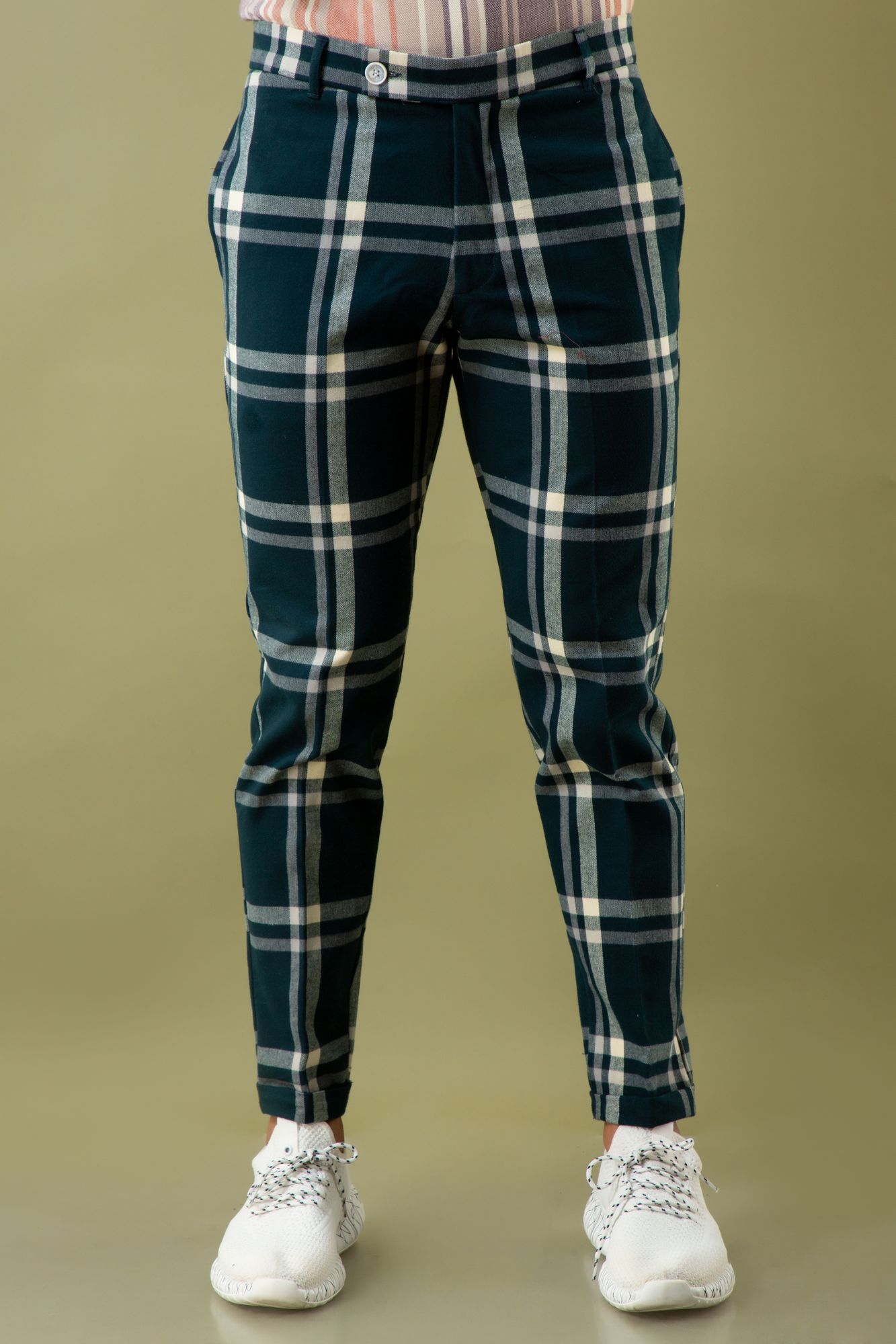 Tailored Fit Pants In Checks